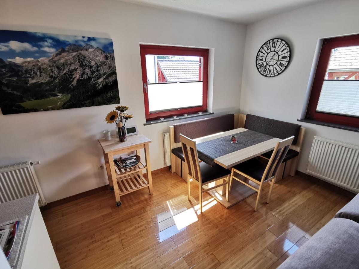 Apartma Neva ボーヒニ エクステリア 写真