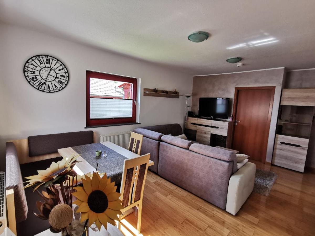 Apartma Neva ボーヒニ エクステリア 写真