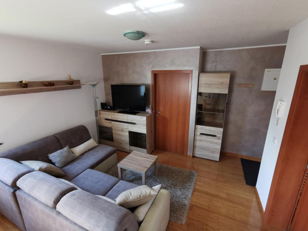 Apartma Neva ボーヒニ エクステリア 写真